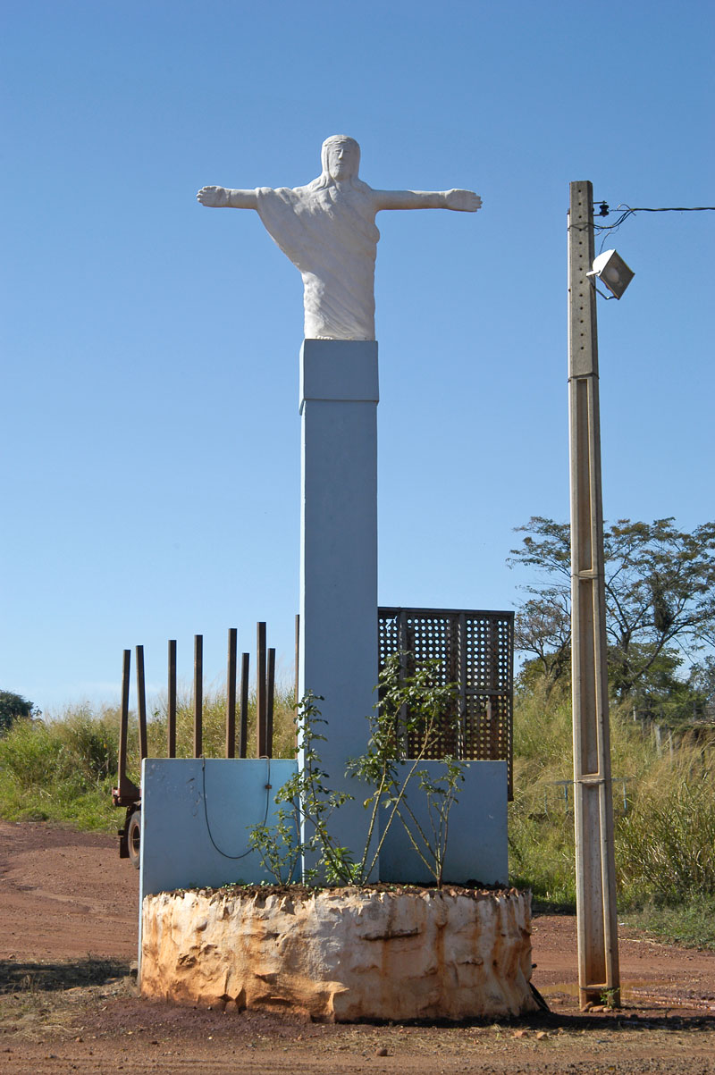 A roadside Jesus, in Sacremento, MG