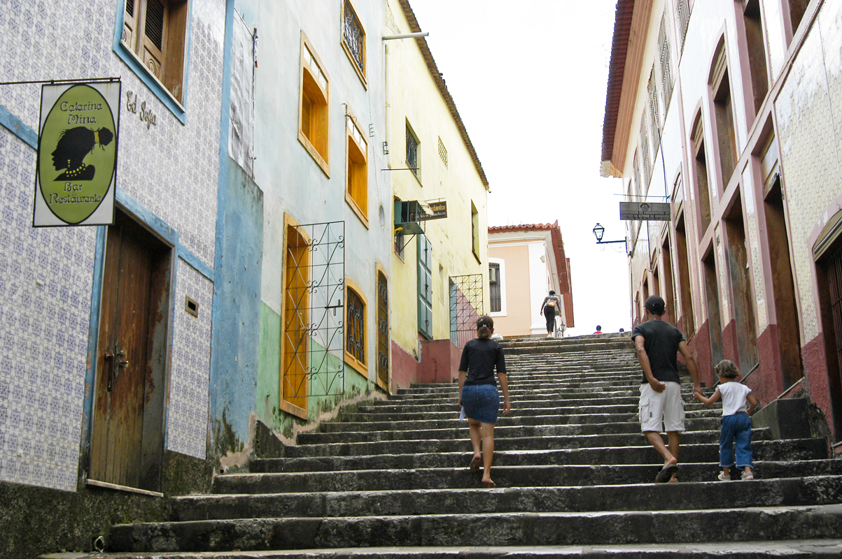 Rua da Estrela, São Luis, MA.  “São Luís is now known for its elaborate Portuguese ceramic tiles called azulejos, which not only line many a hall, floor, and garden in the colonial center, but also cover many a facade as they provide durable protection against humidity and heat.” [p.178]
